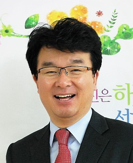 김태계 담임목사.JPG