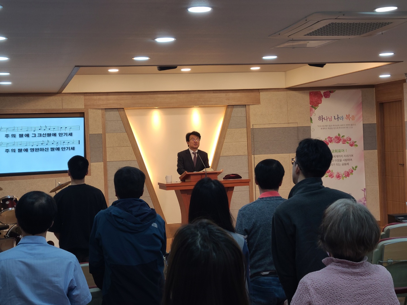 우리주님교회 사진1.jpg