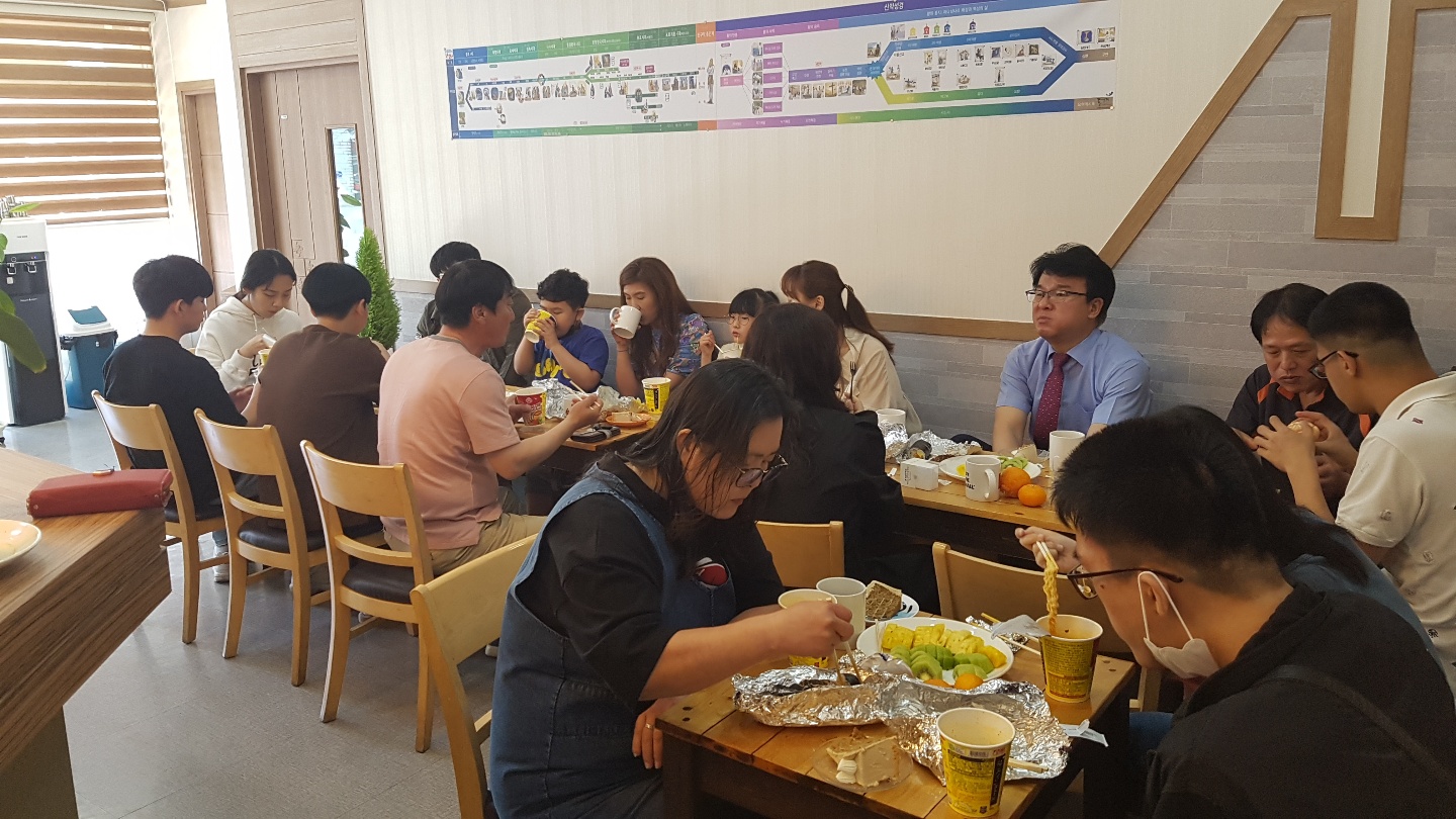 KakaoTalk_20220517_110408488.jpg
