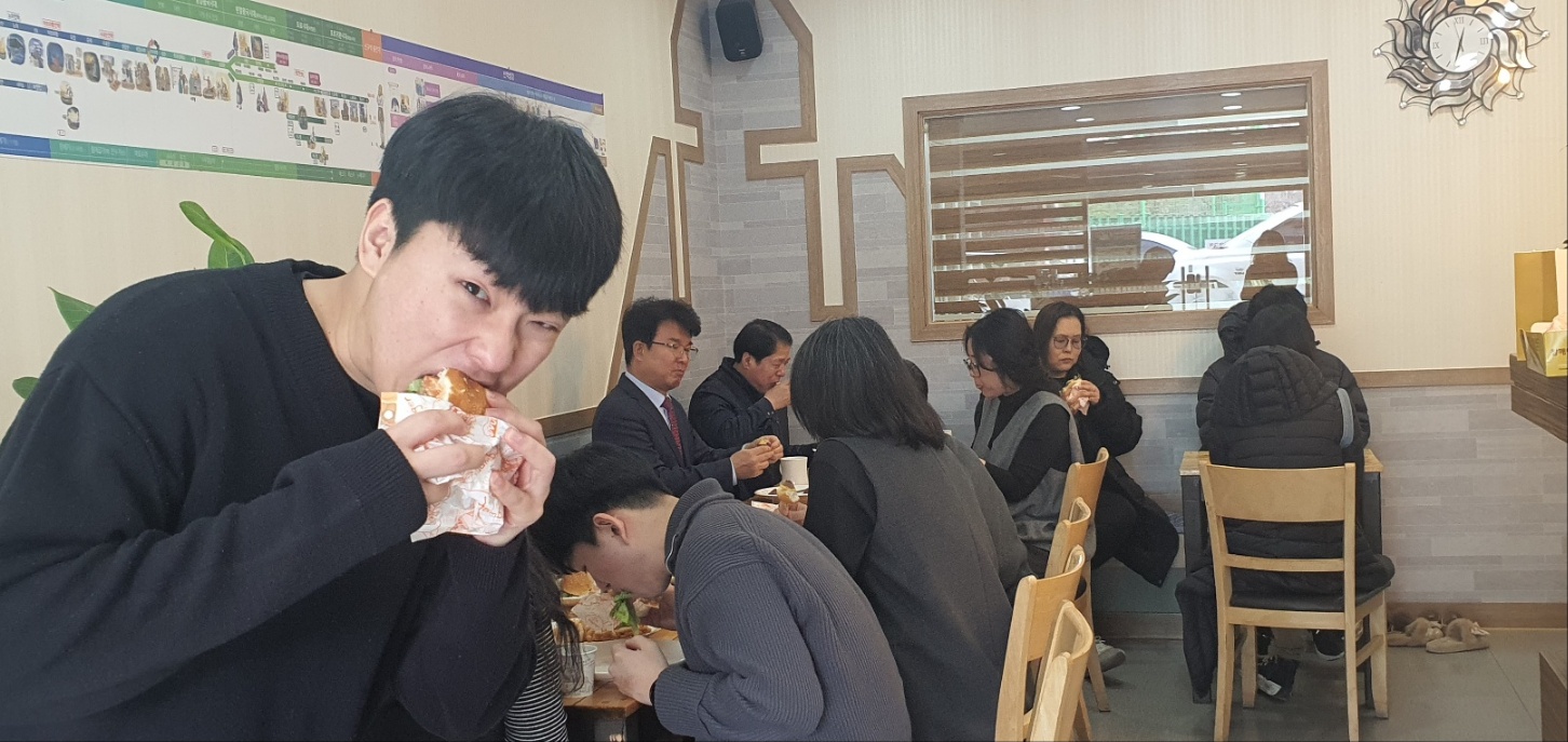 KakaoTalk_20230222_133806753.jpg